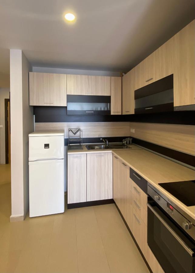 Apartment B2 *
